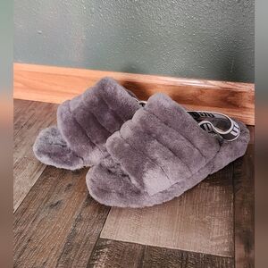 UGG Slippers - Women's